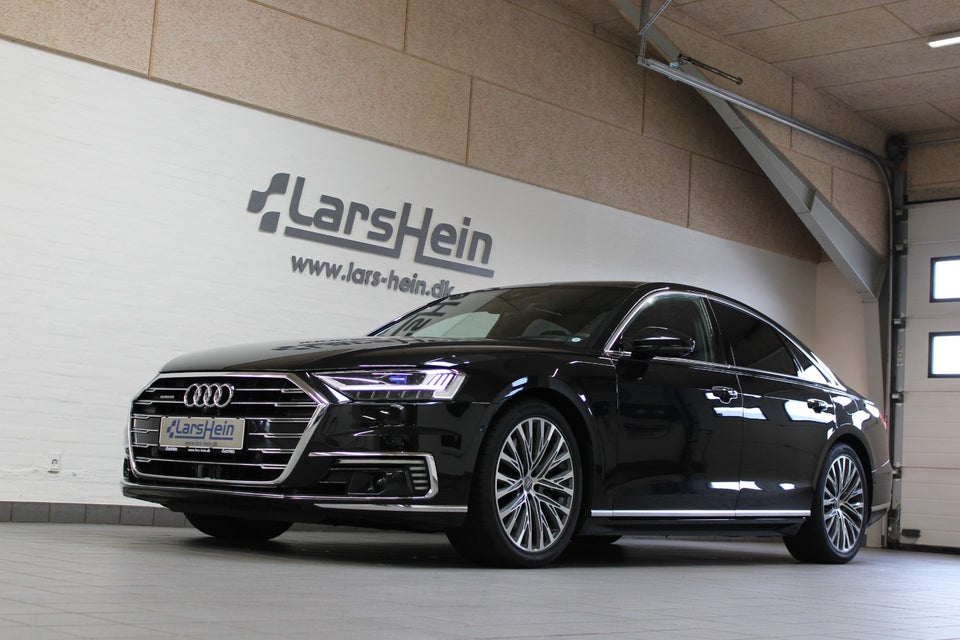Audi A8 60 TFSi e quattro Tiptr. 4d