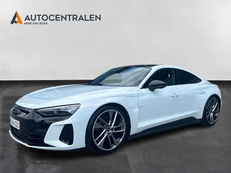 Audi e-tron GT quattro 4d