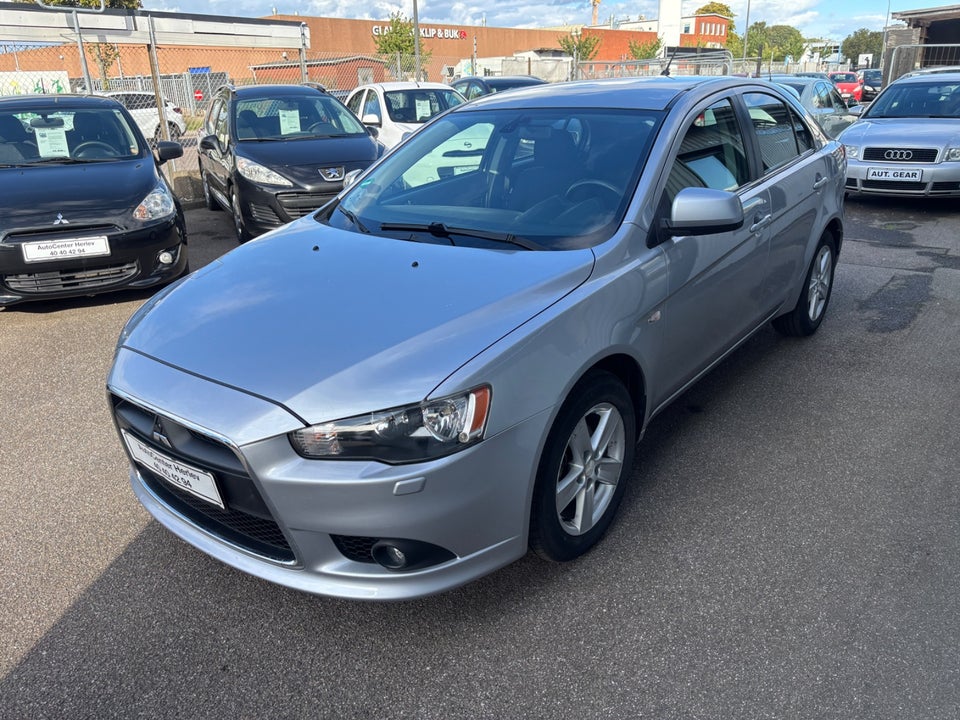 Mitsubishi Lancer 1,5 Invite SportBack 5d