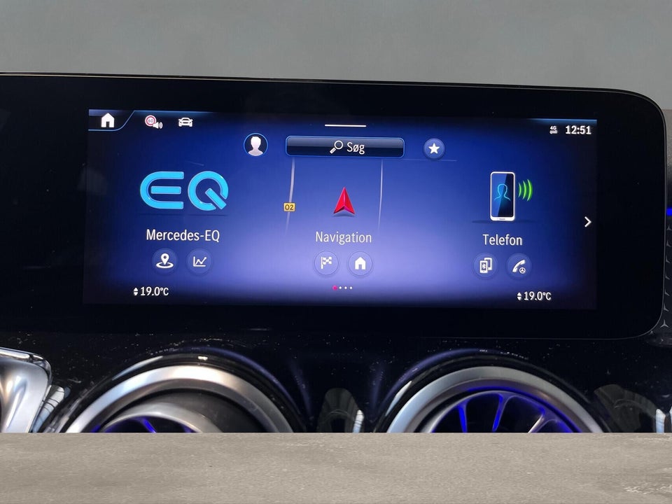 Mercedes EQB300 Progressive 4Matic 5d