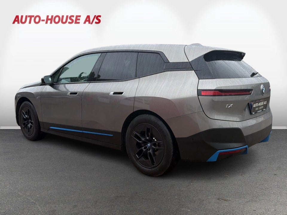 BMW iX xDrive40 5d