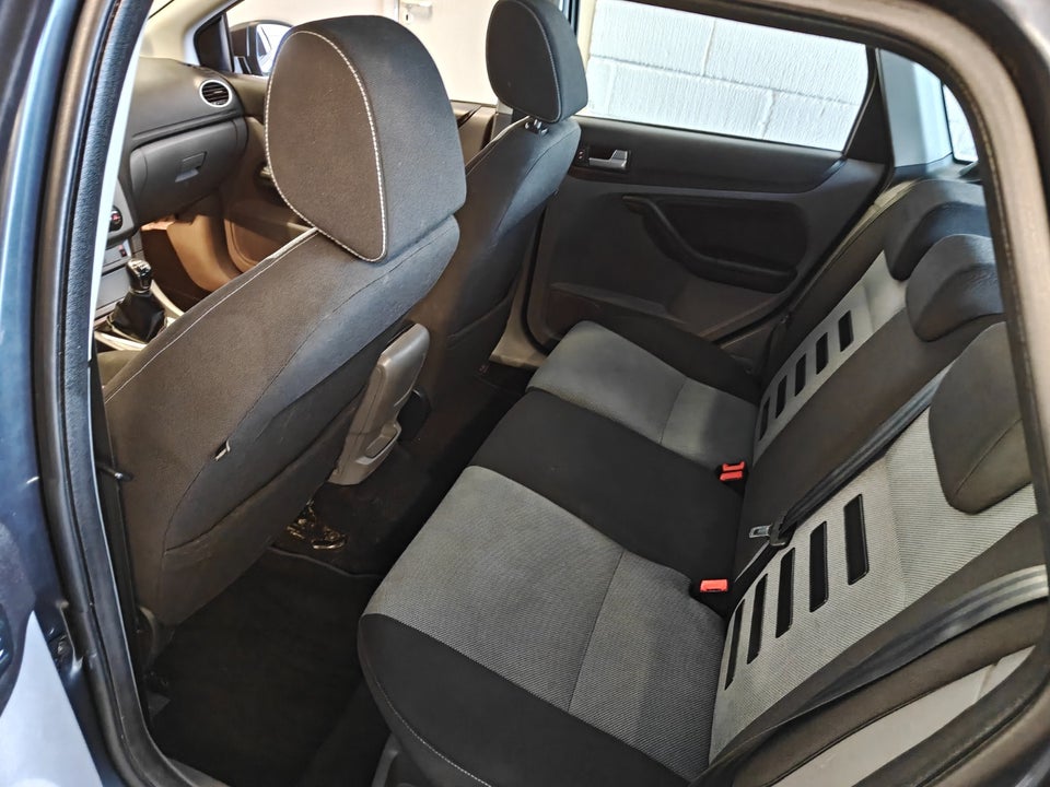 Ford Focus 1,6 Trend Collection stc. 5d