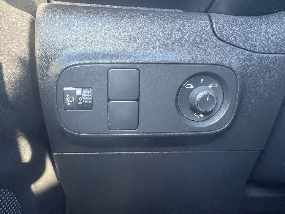 Citroën C3 1,2 PureTech 83 Shine 5d
