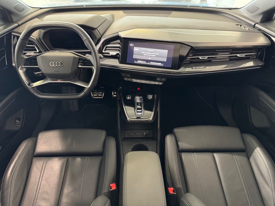 Audi Q4 e-tron 40 S-line 5d