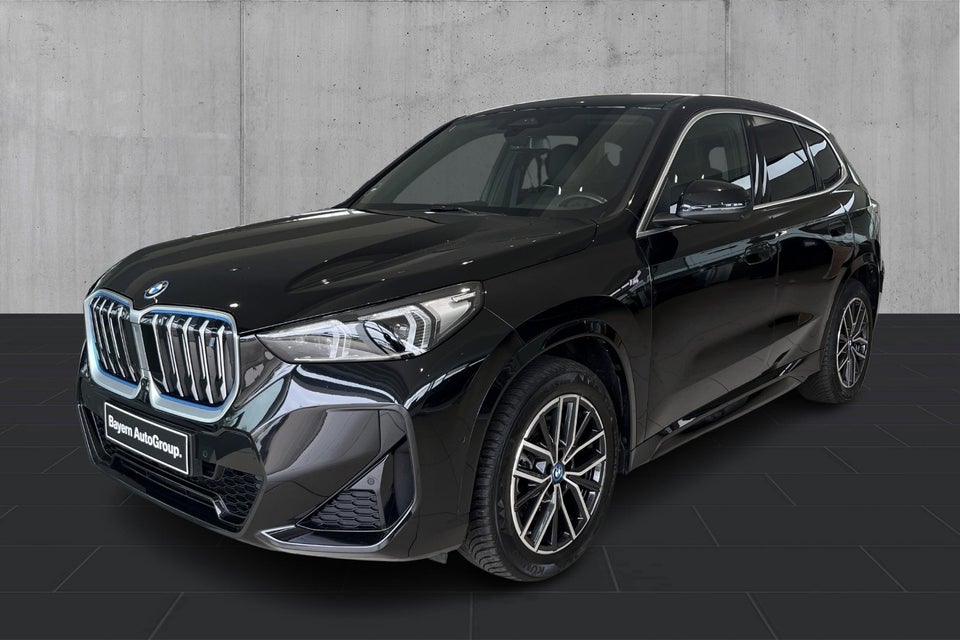 BMW iX1 xDrive30 M-Sport 5d