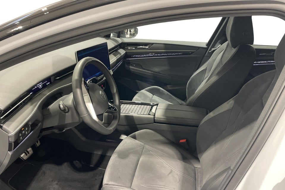 VW ID.7 77 Style+ Tourer 5d