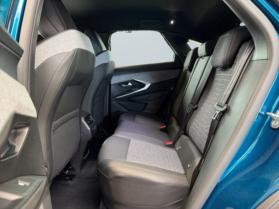 Peugeot e-3008 77 Allure Pack 5d