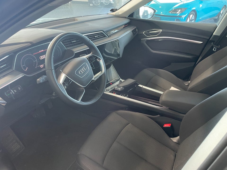 Audi Q8 e-tron 50 Prestige Sportback quattro 5d