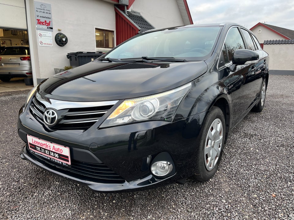 Toyota Avensis 1,8 VVT-i T2 Premium stc. 5d