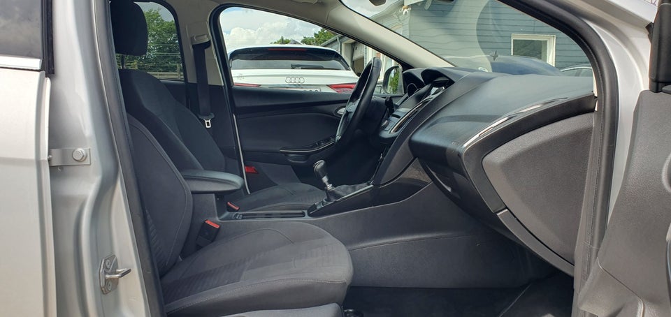 Ford Focus 1,0 SCTi 125 Titanium stc. 5d