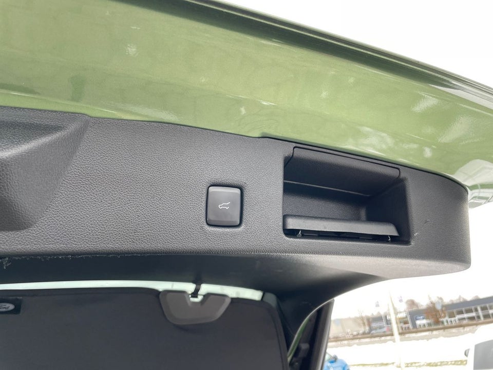 Ford Kuga 2,5 PHEV Active X CVT 5d