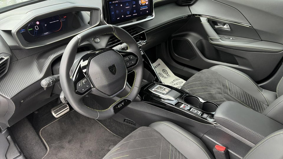 Peugeot e-2008 54 GT 5d