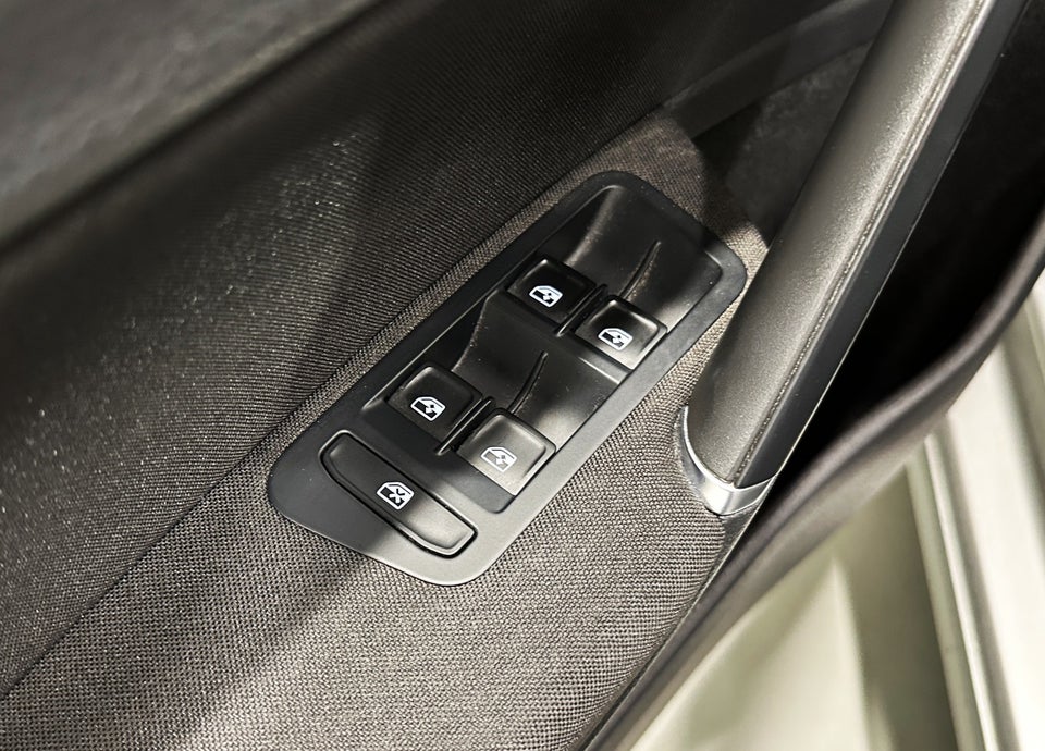 VW Golf VII 1,4 TSi 125 Allstar BMT 5d