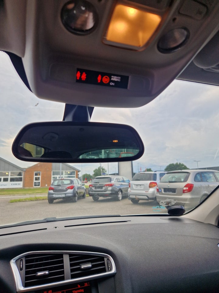 Citroën C4 1,6 HDi 112 Seduction 5d