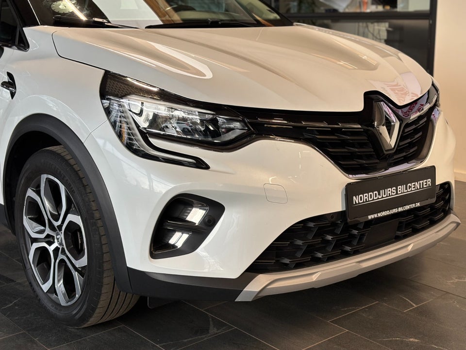 Renault Captur 1,6 E-Tech Intens 5d