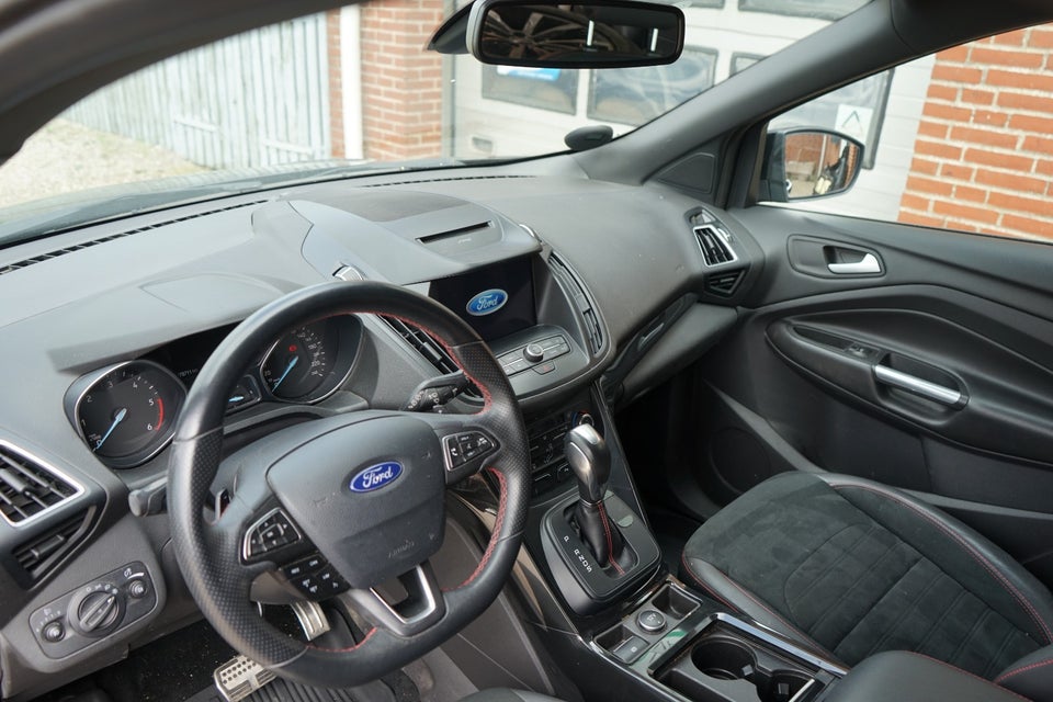 Ford Kuga 2,0 TDCi 120 ST-Line aut. Van 5d