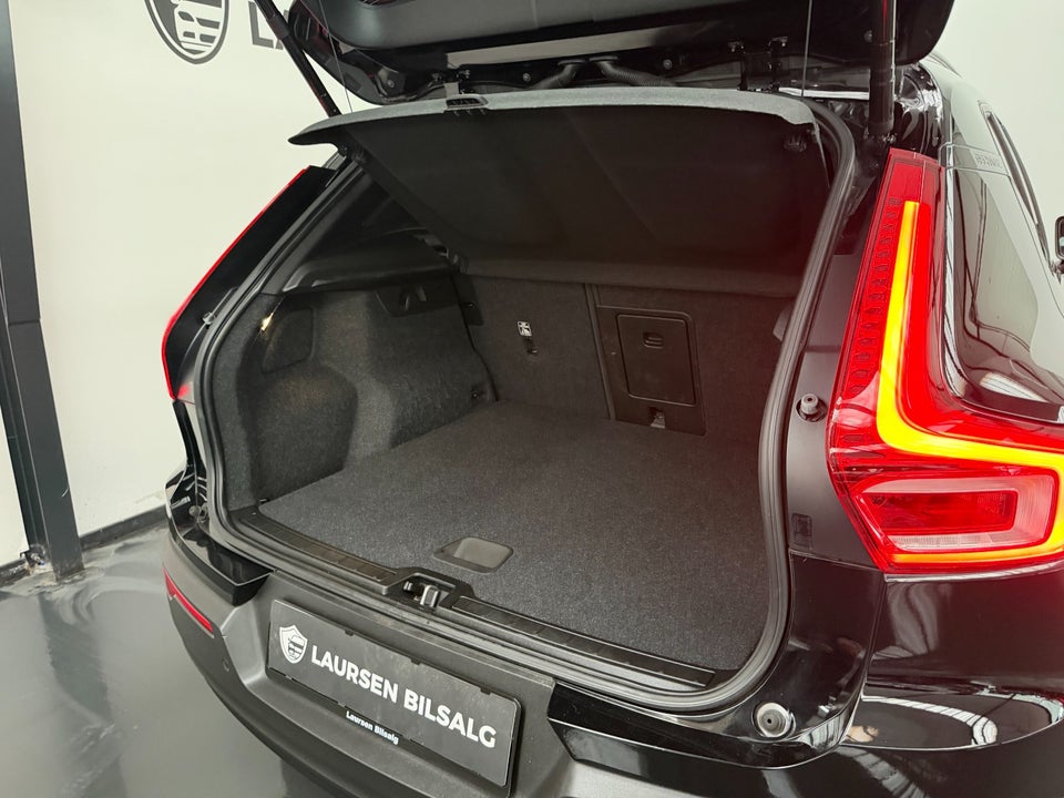 Volvo XC40 P8 ReCharge Twin R-Design 5d