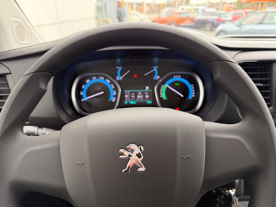 Peugeot e-Expert 50 L2 Plus Van