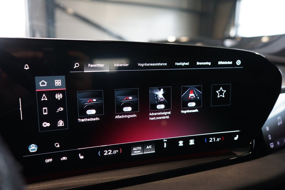 Audi SQ6 e-tron quattro 5d