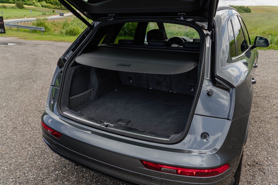 Audi Q5 3,0 TDi 286 S-line quattro Tiptr. 5d