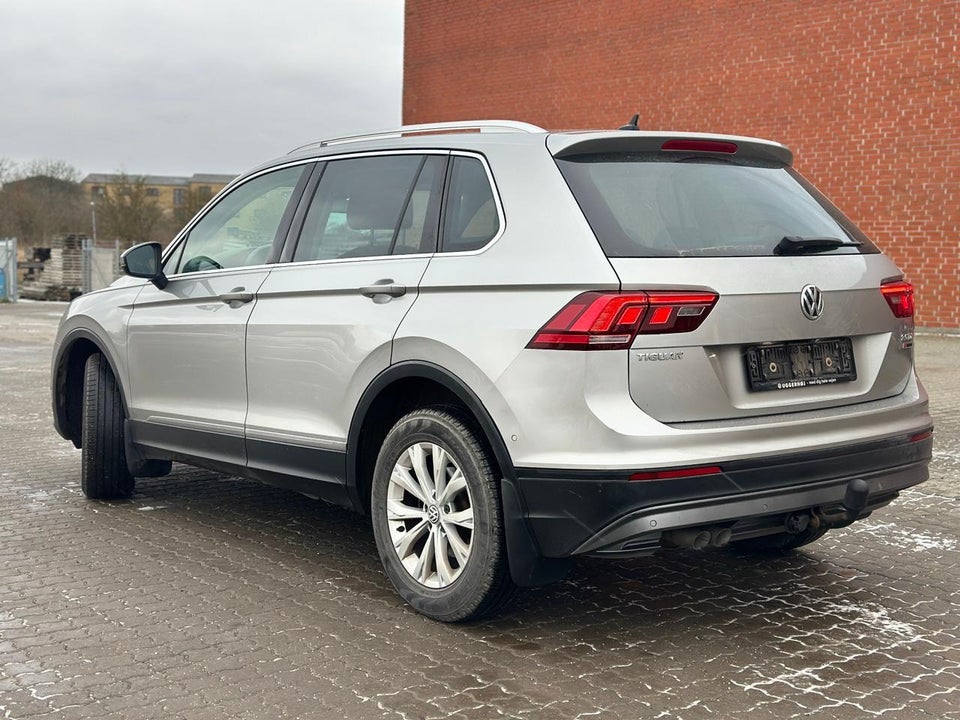 VW Tiguan 2,0 TDi 150 Comfortline DSG 4Motion 5d