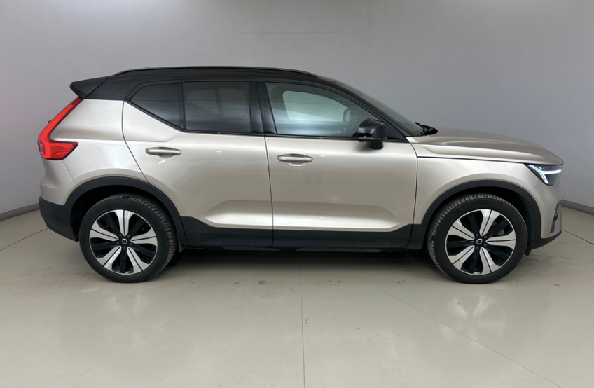 Volvo XC40 P6 ReCharge Plus 5d