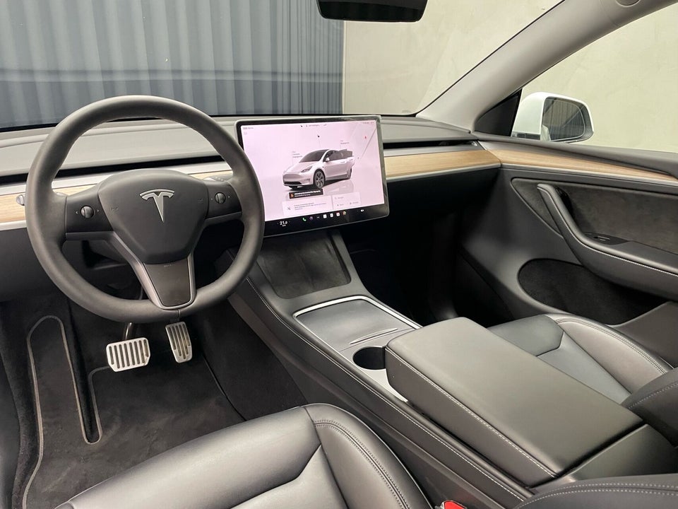 Tesla Model Y Long Range RWD 5d