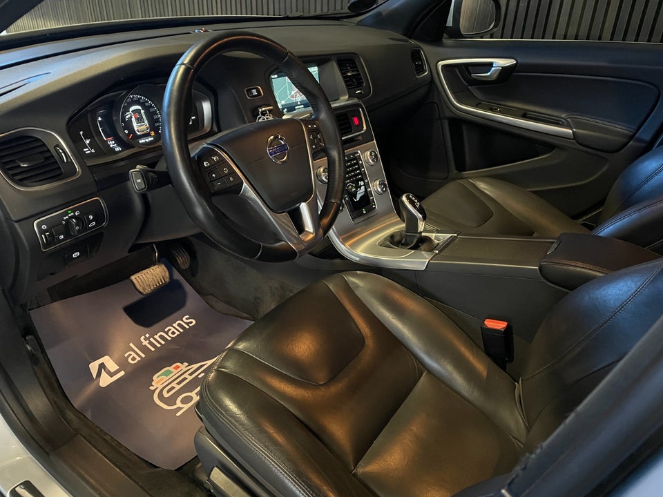 Volvo V60 2,0 D3 150 Kinetic aut. 5d