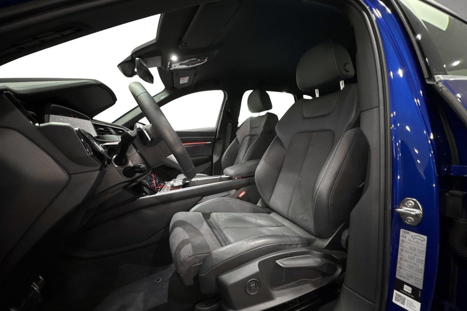 Audi Q8 e-tron 55 S-line quattro 5d