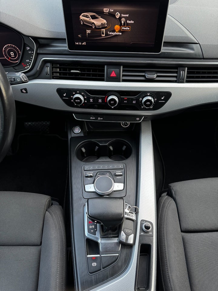 Audi A4 2,0 TDi 150 Avant S-tr. 5d