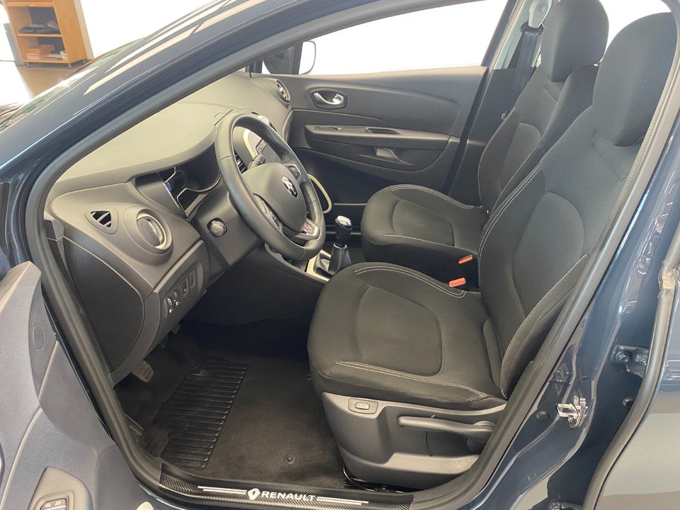 Renault Captur 0,9 TCe 90 Expression 5d