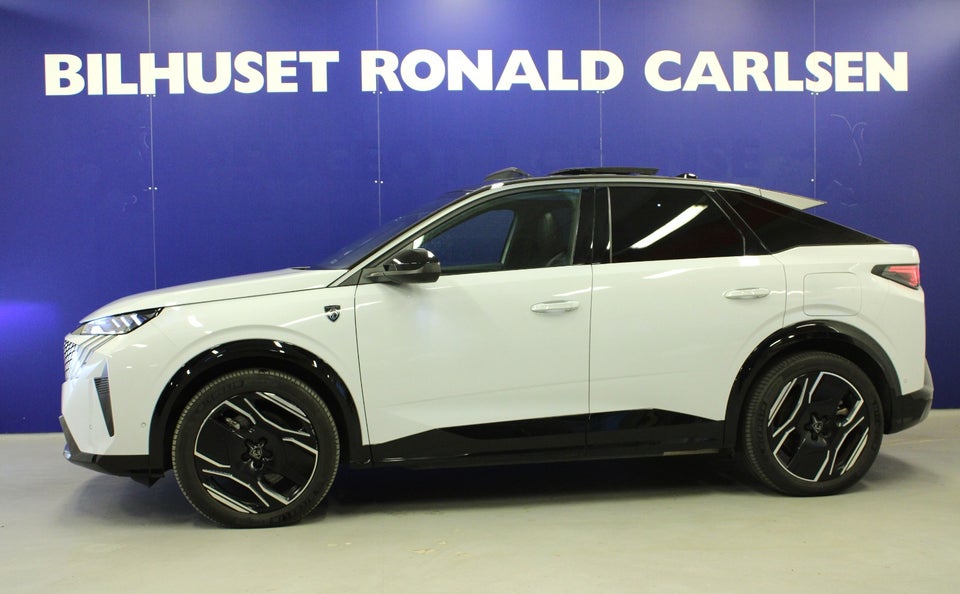 Peugeot e-3008 77 GT Pack 5d