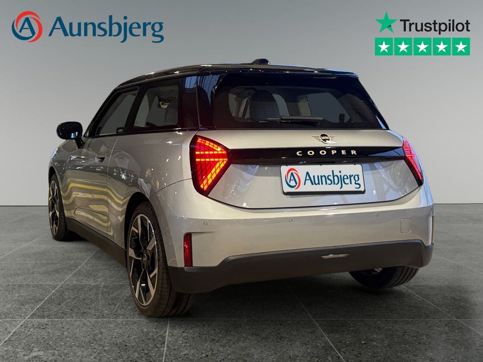 MINI Cooper E Classic Trim S 3d