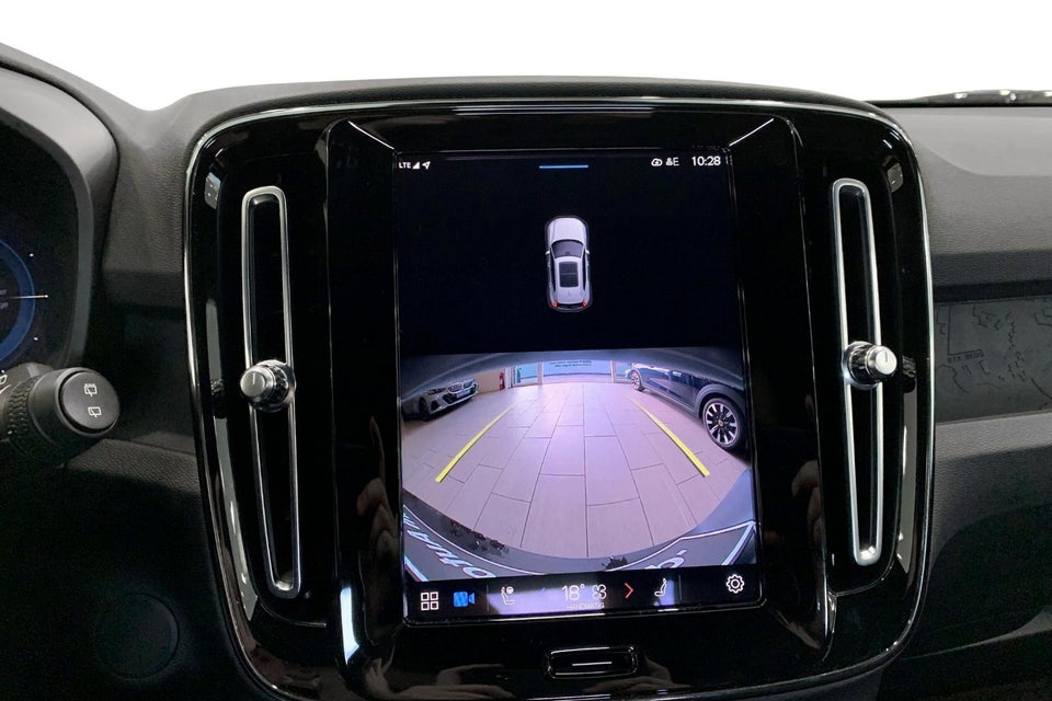 Volvo XC40 P8 ReCharge Twin Plus 5d