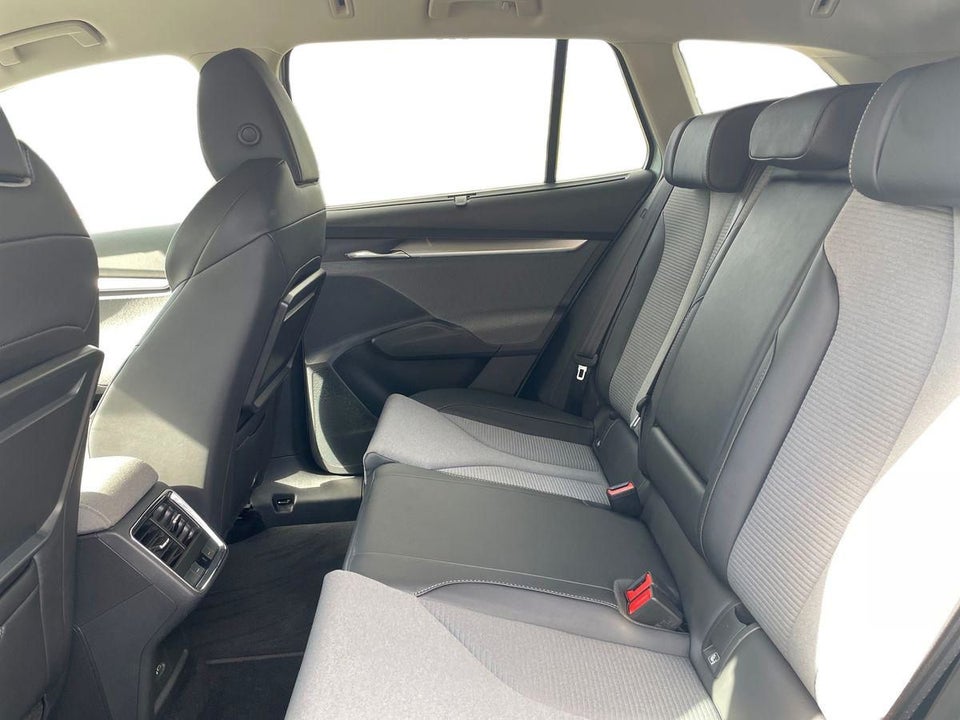 Skoda Enyaq 80 iV 5d