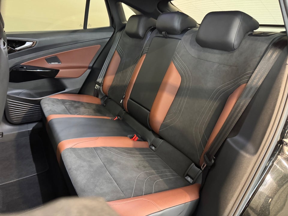 VW ID.5 77 Style 5d