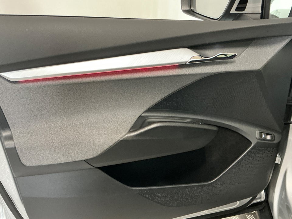 Skoda Enyaq 80 iV Loft 5d