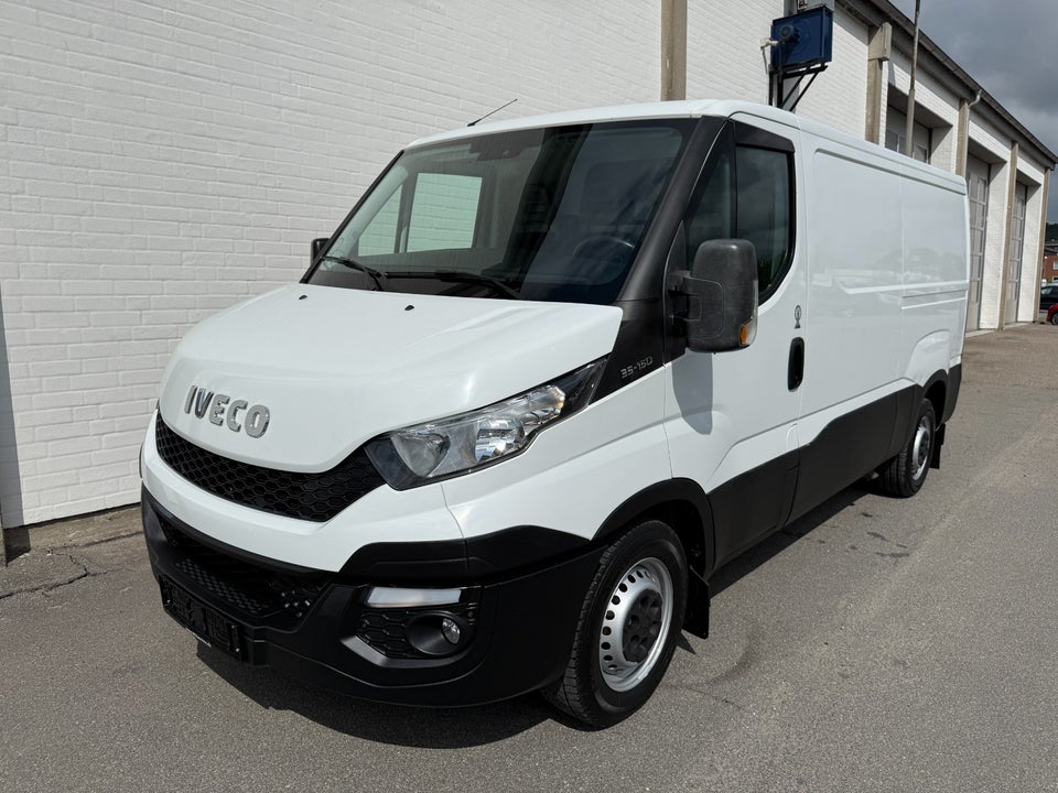 Iveco Daily 2,3 35S15 9m³ Van