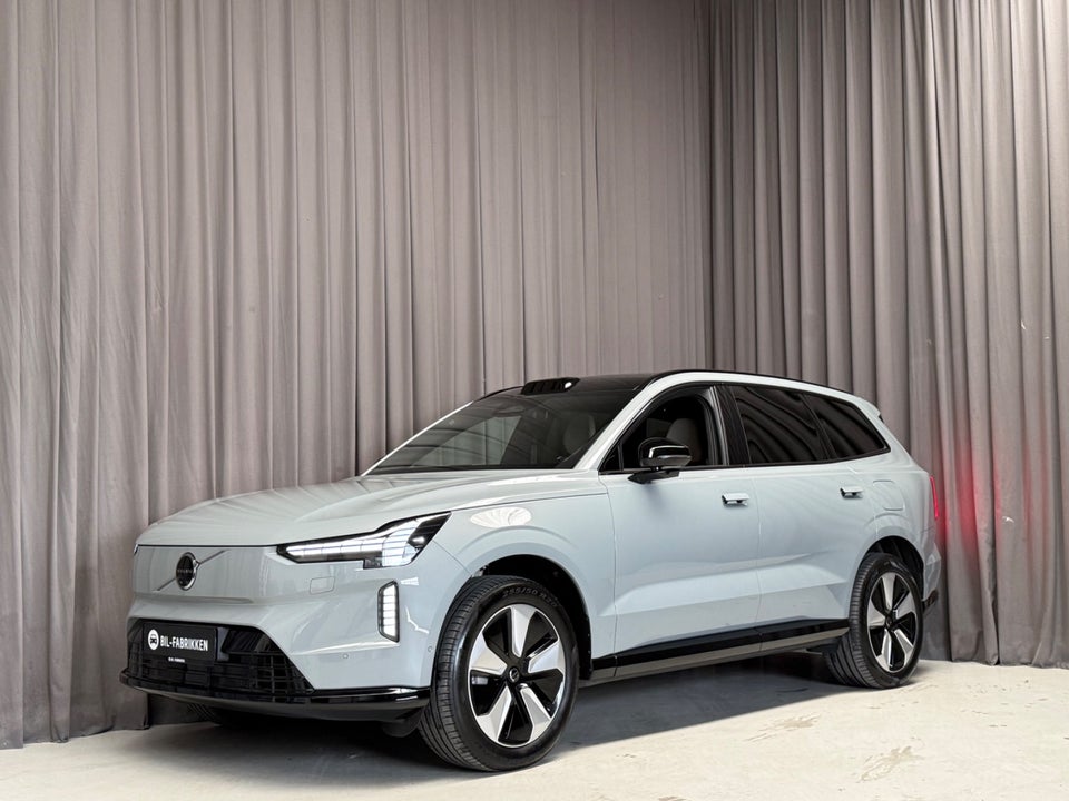 Volvo EX90 Plus 7prs 5d