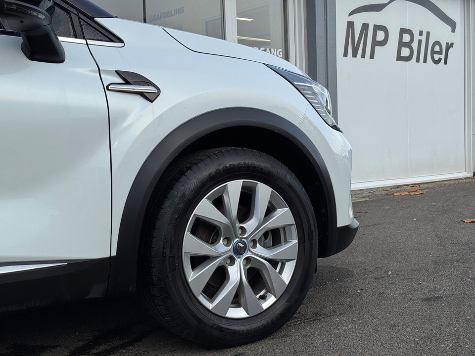 Renault Captur 1,6 E-Tech Intens 5d