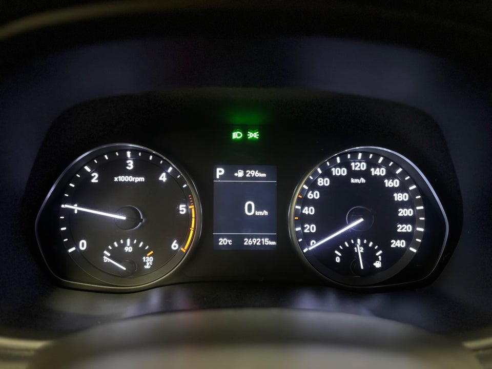 Hyundai i30 1,6 CRDi 110 Premium stc. DCT 5d