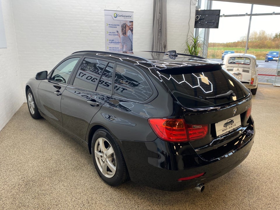 BMW 320d 2,0 Touring aut. 5d