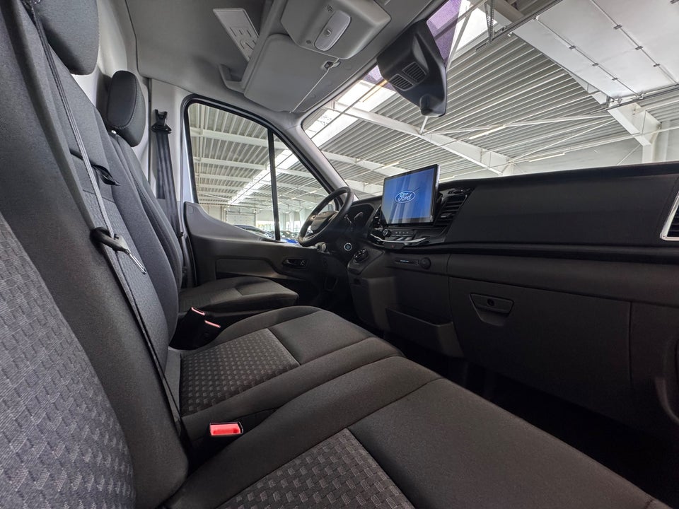 Ford Transit 350 L2 Van 2,0 EcoBlue Limited aut. H2 FWD