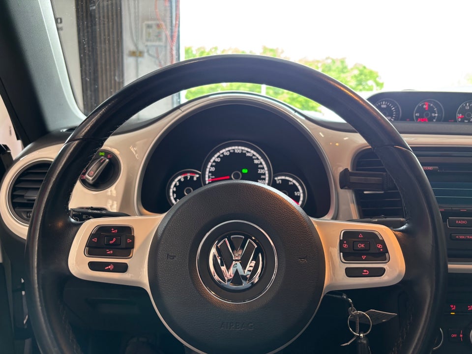 VW The Beetle 1,4 TSi 160 Design DSG 2d