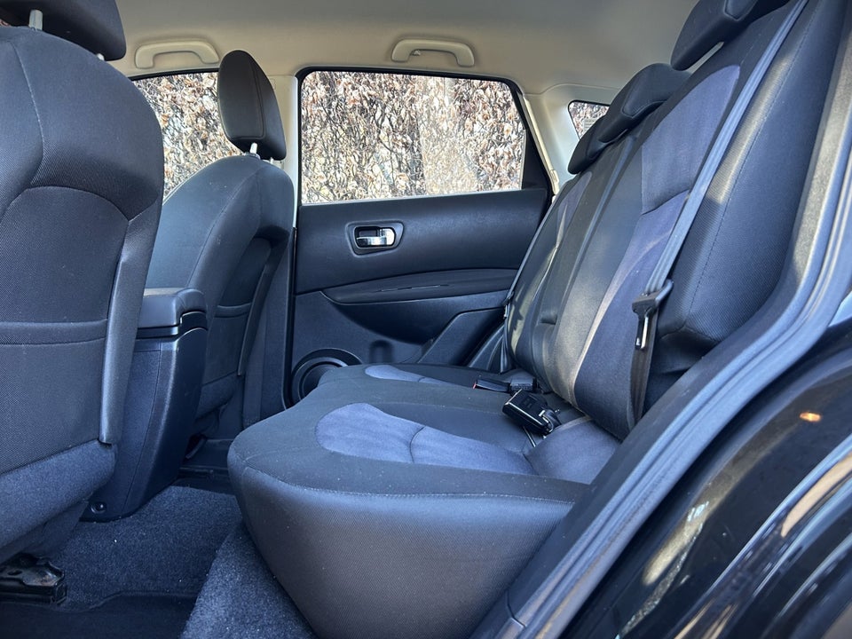 Nissan Qashqai 1,6 Visia 5d