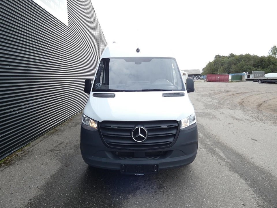 Mercedes Sprinter 317 2,0 CDi A2 Kassevogn aut. RWD