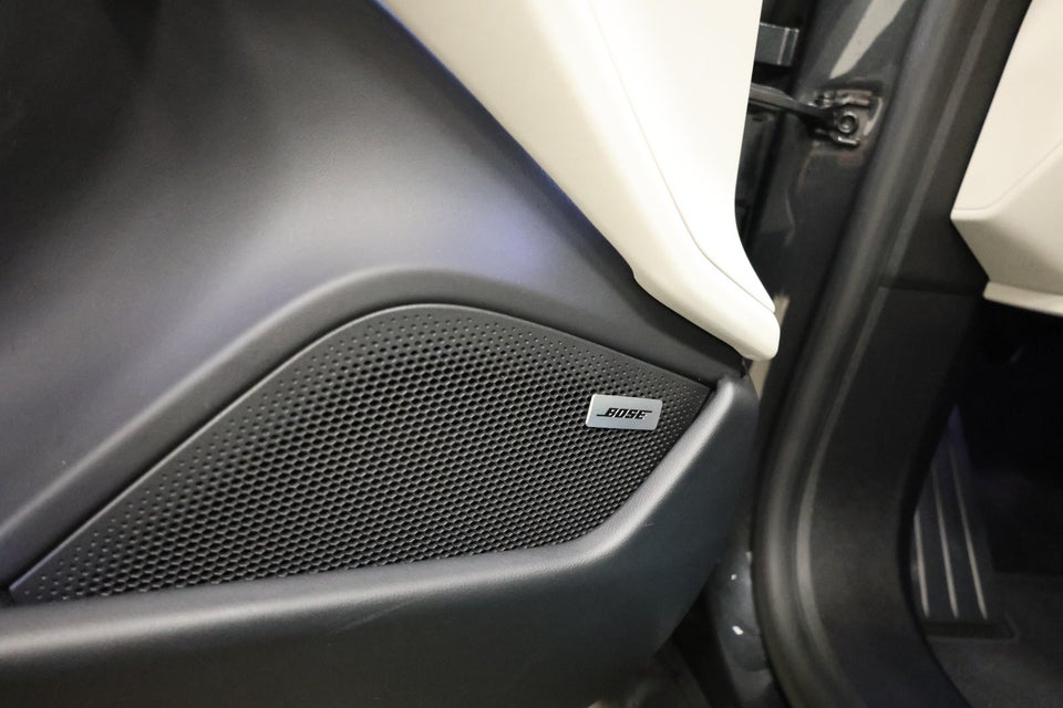 Porsche Taycan 4S Performance+ Cross Turismo 5d