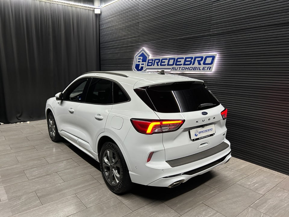Ford Kuga 2,5 PHEV ST-Line CVT 5d