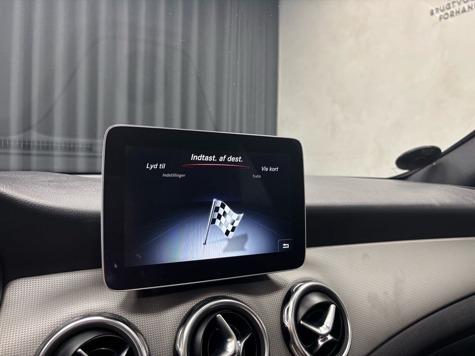 Mercedes GLA250 2,0 aut. 4Matic 5d