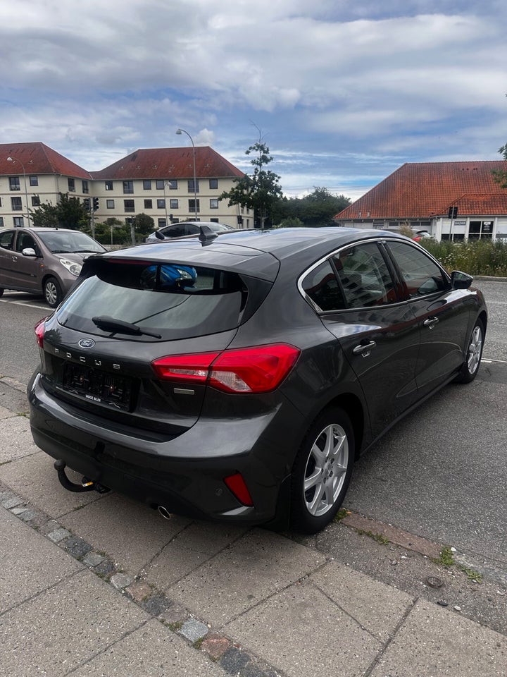 Ford Focus 1,0 EcoBoost ST-Line 5d